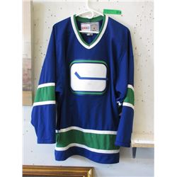 Canuck's Jersey - Size L - Pre-Owned