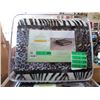 Image 1 : 2 New Queen Size Animal Stripe Sherpa Blankets