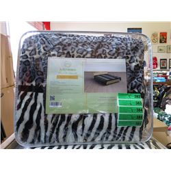 2 New Queen Size Animal Stripe Sherpa Blankets