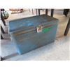 Image 1 : Metal Coleman LowBoy Cooler
