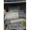 Image 1 : 7 Assorted New Grey Throw Cushions