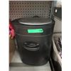 Image 1 : 15 Sheet Paper Shredder - Working