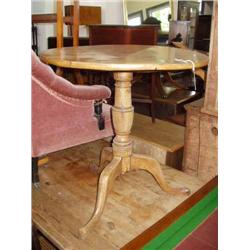 A 19th century walnut tilt-top tea table, H 69cms Dia 69cms...