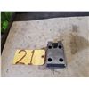 Image 2 : Precision Block