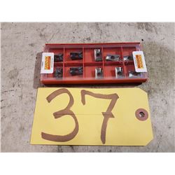 New ISCAR insert R390-17 04 08M-KL