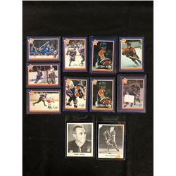 WAYNE GRETZKY HOCKEY CARD LOT