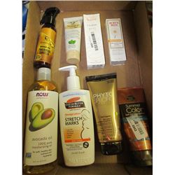 Flat with Skin Creams and more / Burts Bee's / Argon Oil / Avocato Oil Ect.