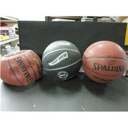 3 Basket Balls / one needs air