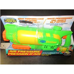Water Warriers High Performance Water Blaster / shoots up to 42ft