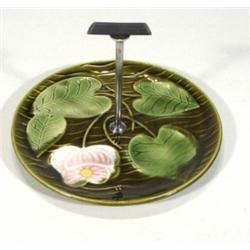 Sarreguemines Majolica cake plate, decorat…