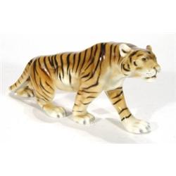 Hand painted Continental pottery tiger, 37…