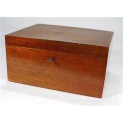 Rectangular mahogany lockable sewing box w…