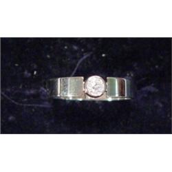 18ct white gold diamond solitaire ring, ap…