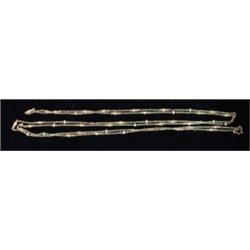 9ct gold seed pearl Longuard chain…