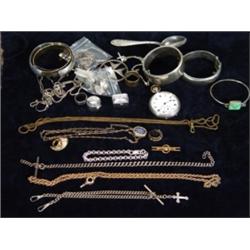 Box of assorted silver and gold jewellery,…