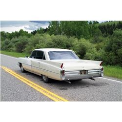 1963 Cadillac Fleetwood Sedan w/ 390 V8