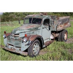 1941 GMC Series 400 Truck w/ Hydraulic Hoist Bed