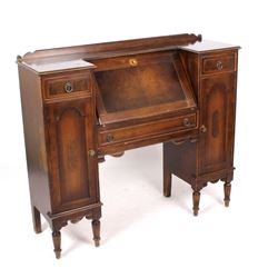 Federal Style Secretary Desk With Light