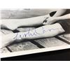 Image 2 : LESLIE CARON SIGNED 8'' X 10'' PHOTOGRAPH