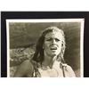 Image 2 : RAQUEL WELCH SIGNED 8'' X 10'' PHOTOGRAPH
