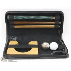 PORTABLE GOLF PUTTER PRACTICE SET