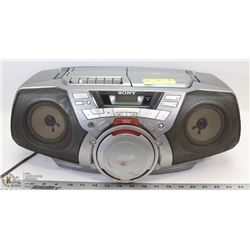 SONY RADIO/CD PLAYER