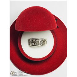 STERLING SILVER RING SIZE 5.75