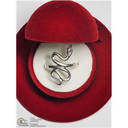 STERLING SILVER RING SIZE 8