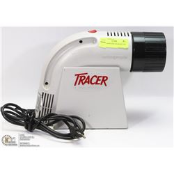 AUTOGRAPH TRACER PROJECTOR