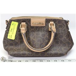 CALVIN KLIEN HANDBAG / PURSE