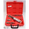 Image 1 : 3/8 AIR RATCHET WITH SOCKETS.