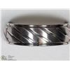 Image 1 : 13) STAINLESS STEEL STRIPE MEN'S BAND SIZE 9
