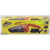 Image 1 : ARMORALL 12 VOLT WET/DRY CAR VACUUM
