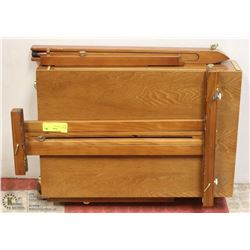 FOLDING ART EASEL