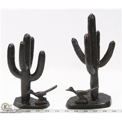 PAIR OF 2 HEAVY METAL SAGUARO CACTI ORNAMENTS.