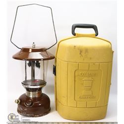 LARGE COLEMAN PROPANE LANTERN WITH CARRY CASE