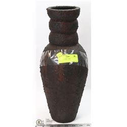 LARGE POTTERY VASE