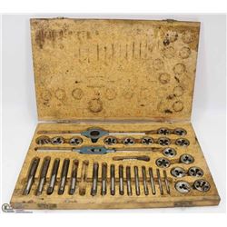 TAP AND DIE SET IN WOOD BOX