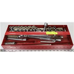 TRAY W/1/2" SOCKET SET METRIC AND INCHES AND MORE