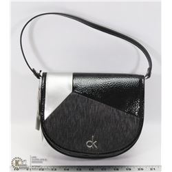 CALVIN KLEIN SHOULDER PURSE
