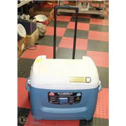 COLEMAN LARGE COOLER WITH TELESCOPIC HANDLE