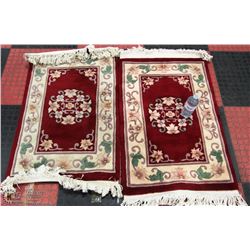 PAIR OF ESTATE WOOL AREA CARPET 40" X 24"
