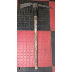 YARDWORKS MATTOCK PICK - 5 LBS - TOOLS