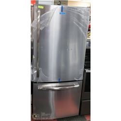 GE STAINLESS STEEL BOTTOM FREEZER FRIDGE