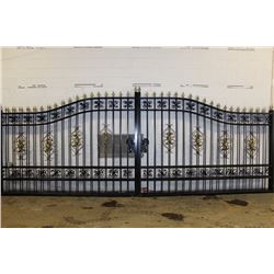 PAIR OF 20FT BI PARTING ACREAGE GATES