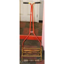 VINTAGE MANUAL LAWN MOWER