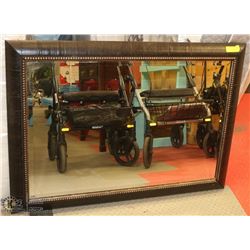 42"X30" WALL HANGING MIRROR