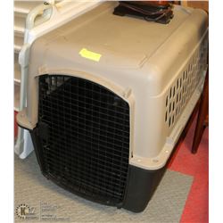 LARGE PET KENNEL.
