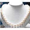 Image 1 : 9) FRESHWATER PEARL NECKLACE (18 LENGTH)