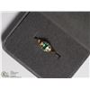 Image 5 : 15) 10KT EMERALD DIAMOND RING
